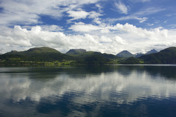 Fjord 13