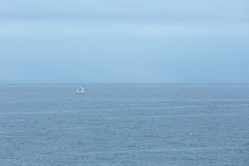 Obraz premium Sailing ship in sea.