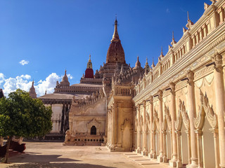 Obraz premium Ananda Phaya Temple in Bagan, Myanmar (Burma)