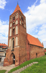 Gotycki Kościół Św. Ducha w południowej części Chełmna, w pobliżu murów miejskich