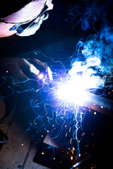Fototapeta na wymiar welding metal and sparks