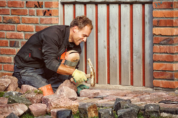Paving with Natural Stone