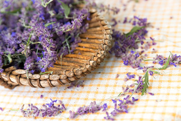 Obraz na płótnie Canvas lavender in the basket