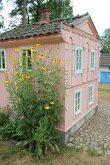 Skandinavien: Rosa Haus in Schweden (Architektur)