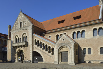 Fototapeta na wymiar Burg Dankwarderode in Braunschweig