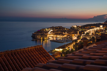 Fototapeta premium Dubrovnik Old Town at dusk