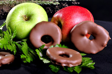 ciastko w czekoladzie z jabłkami