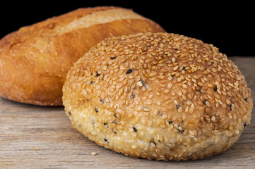 Sprinkle sesame bread