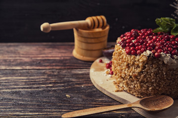 berry delicious bright honey cake