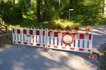 Stra&szlig;ensperrung