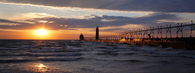 Grand Haven South Pierhead Lighthouse