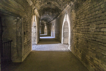 Obraz premium old walls at arena in Arles