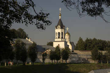 Fototapeta na wymiar Богородице-Рождественский монастырь во Владимире.