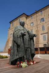 Statua di Papa Giovanni XXIII - Loreto