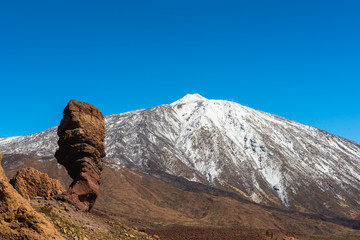 Fototapeta na wymiar volcanic landscape, Teide, Tenerife