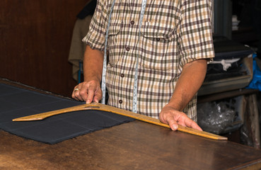 tailor measurement the pants
