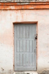Fototapeta na wymiar Vintage door in old european house