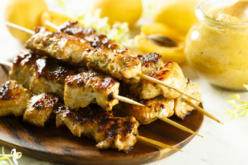 Chicken skewers with apricot sauce