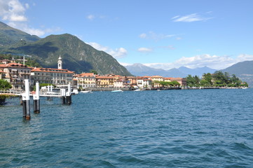 Fototapeta na wymiar Italian town Bellagio and Como lake, Italy