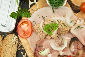 Crushed tuna canned. The fishing industry, canned fish. Diet food. Tinned tuna. Bowl with canned Tuna. Domestic food preparation.
