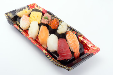 寿司の盛り合わせパック