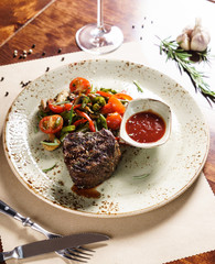 steak with vegetables