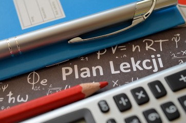 przybory szkolne © Pio Si