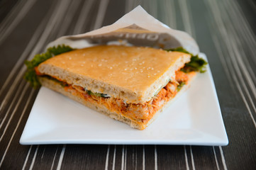 chicken sandwich on a plate