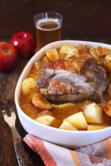 Braised pork with potatoes and apples