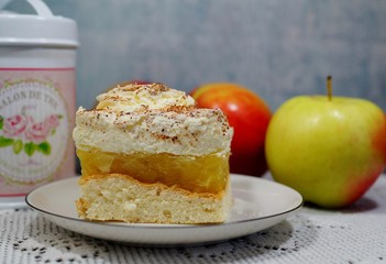 delicious apple cake - apple pie dough

