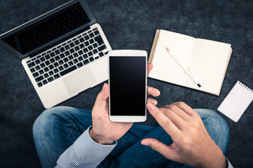 ノートパソコンの操作,ビジネスイメージ