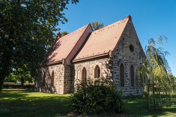 Fototapeta na wymiar Dorfkirche in Brusendorf - Mittenwalde - Teltow