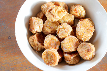 Jock fried chicken for a snack ready to serve.