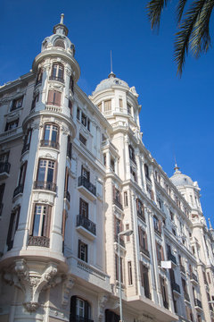 Carbonell building, Alicante