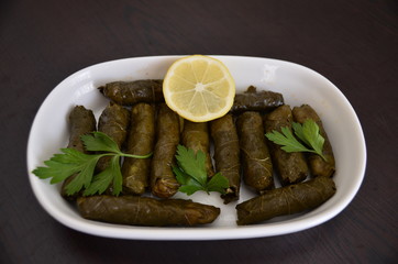 Dolma/Zeytinyağlı yaprak sarması 