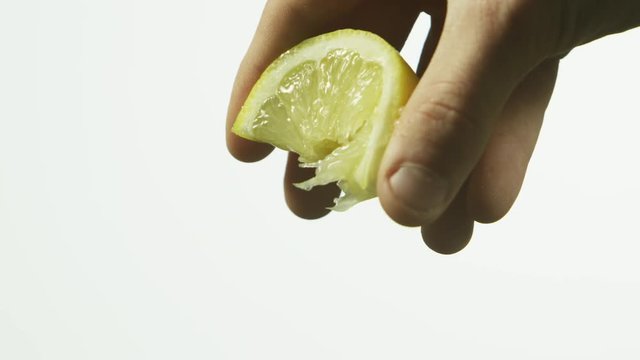 Squeezing lemon