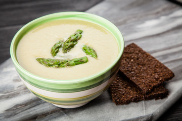 Asparagus cream soup