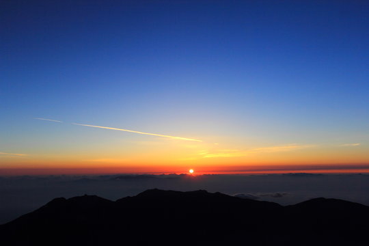 Fototapeta 南アルプス北岳での夜明け