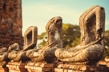 Foto op Plexiglas old buddha statue at Wat Chaiwatthanaram in the Ayutthaya Histor © gumpapa