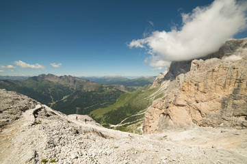 cime con nuvole