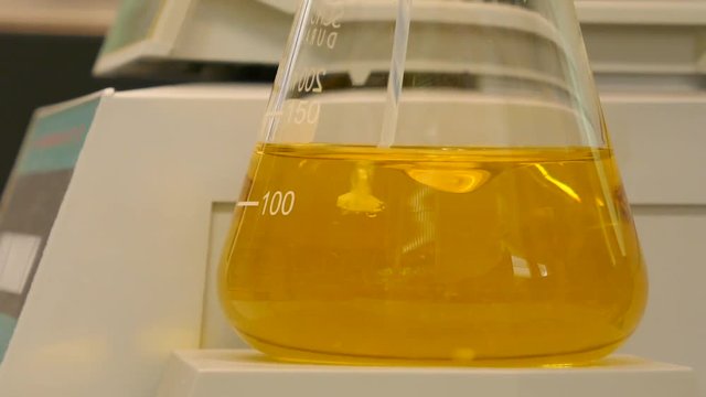 chemie, titration mit indikator 