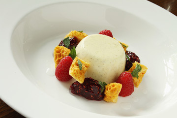 plated panacotta dessert