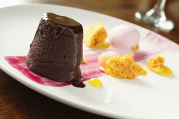 chocolate sponge dessert