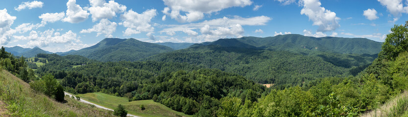 Fototapeta premium Roadside rest area and overlook in Tennessee