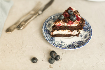 Chocolate sponge cake with berries