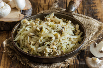 cabbage with chicken and mushrooms