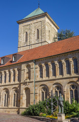 Fototapeta premium Statue in front of the Dom in Osnabruck
