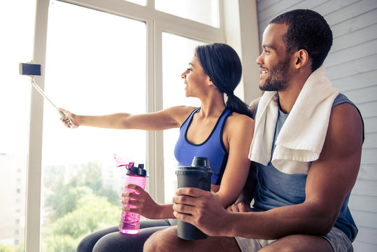 Afro American couple working out
