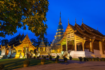 Naklejka premium Dusk View of the Wat Phra Singh, Chiang Mai, Thailand