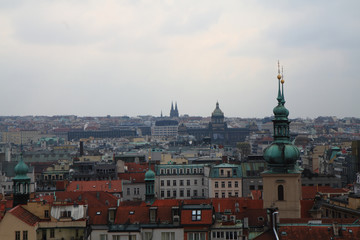 Fototapeta na wymiar Prague castle from town hall